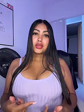 NatashaBrown12 online show from November 3, 1:12 pm