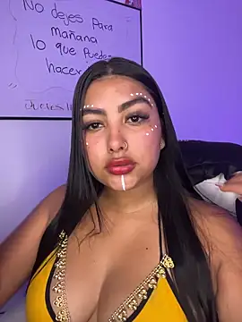 NatashaBrown12 online show from November 15, 9:21 pm