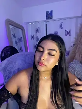 NatashaBrown12 online show from May 22, 2:01 pm