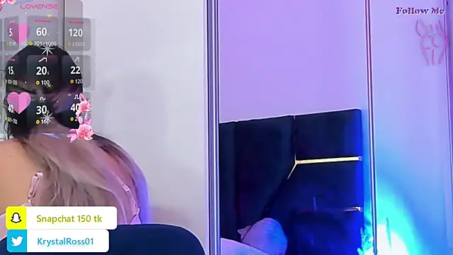 Snapshot of AllisonSweets chatting on February 24, 10:35 am AllisonSweets online show from February 24, 10:35 am