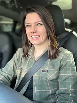 LadyLena1 online show from December 8, 9:19 pm