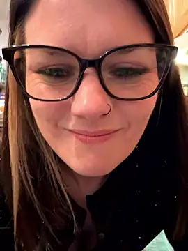 LadyLena1 online show from December 9, 3:18 am