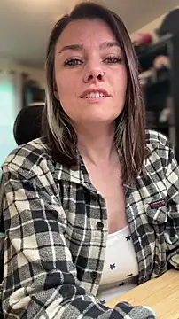 LadyLena1 online show from March 18, 12:03 am