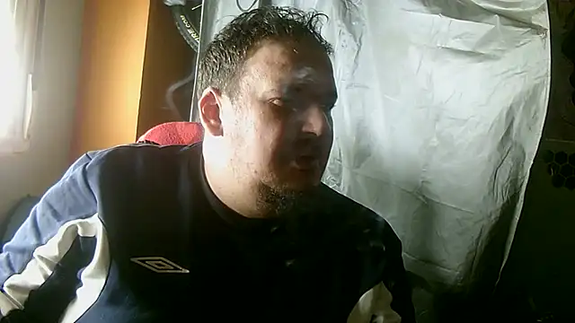 porkorossy online show from April 2, 1:31 pm