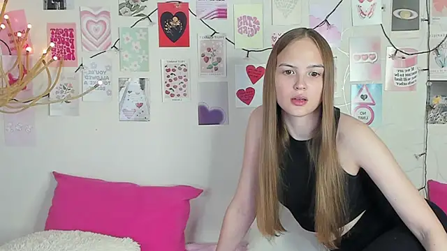 Snapshot of little_radiant_sun chatting on April 21, 9:48 am little radiant sun online show from April 21, 9:48 am