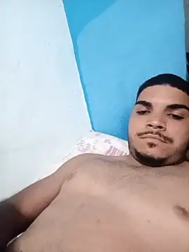 Snapshot of willsafado02 chatting on October 24, 5:15 am willsafado02 online show from October 24, 5:15 am