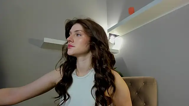 Snapshot of Skinny_Alice chatting on March 7, 1:02 am Skinny Alice online show from March 7, 1:02 am