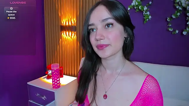 Kate Amaretto  online show from December 1, 8:20 pm