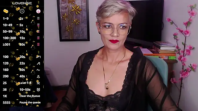 scarlett paris22 online show from January 6, 11:09 pm