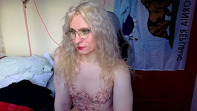 Lori Myaf online show from March 27, 2:17 pm