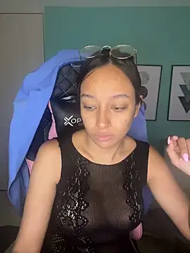 DianaHopson online show from January 11, 10:40 am