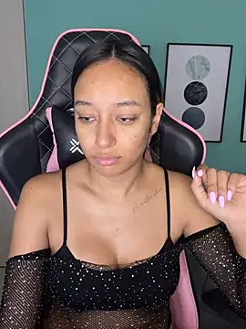 DianaHopson online show from January 12, 11:28 am