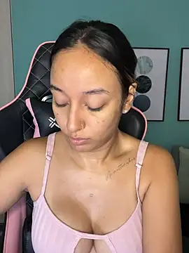 DianaHopson online show from January 19, 11:12 am