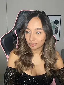 DianaHopson online show from February 9, 12:17 am