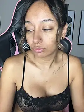 DianaHopson online show from February 20, 9:55 am