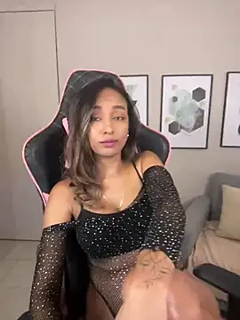 DianaHopson online show from February 28, 12:52 pm