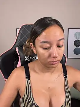 DianaHopson online show from March 16, 10:55 am