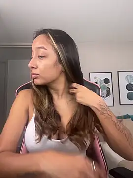 DianaHopson online show from November 9, 12:14 pm