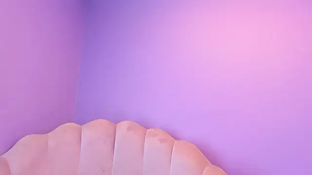 Snapshot of Shanelle__ chatting on October 7, 12:57 pm Shanelle   online show from October 7, 12:57 pm