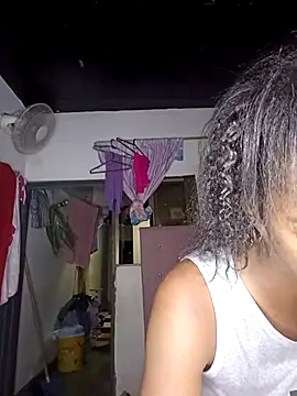 Snapshot of Shanelle__ chatting on November 3, 1:51 am Shanelle   online show from November 3, 1:51 am