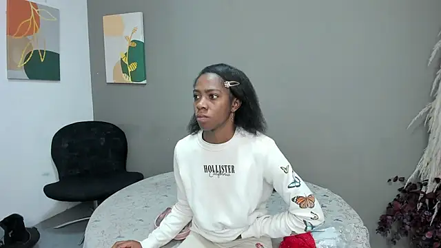 Shanelle   online show from December 22, 11:51 am