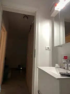 Ella Charm online show from February 8, 4:10 pm