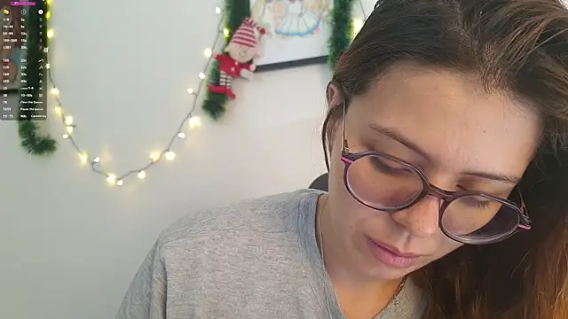 irinasweet27 online show from December 13, 12:28 pm