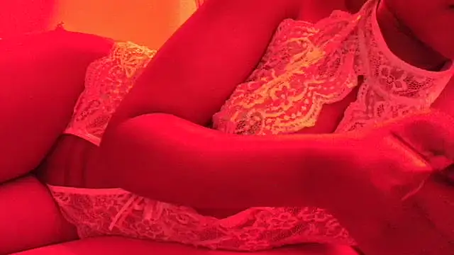 Snapshot of ROXYNL chatting on October 17, 8:00 pm ROXYNL online show from October 17, 8:00 pm