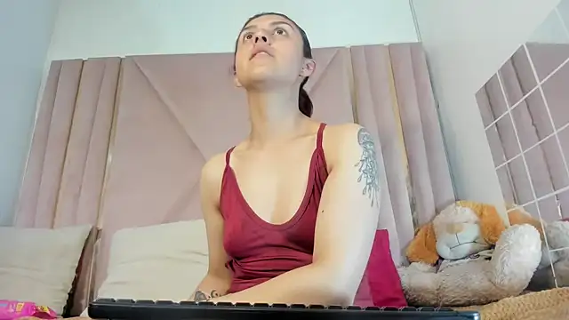 AngelaLinaresx69 online show from November 11, 9:04 pm