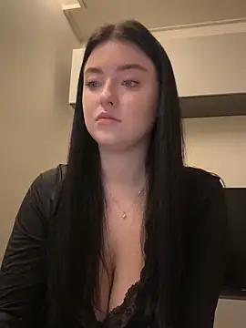 Angela Fosterr online show from October 28, 1:58 pm