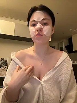 Angela Fosterr online show from July 16, 6:25 pm