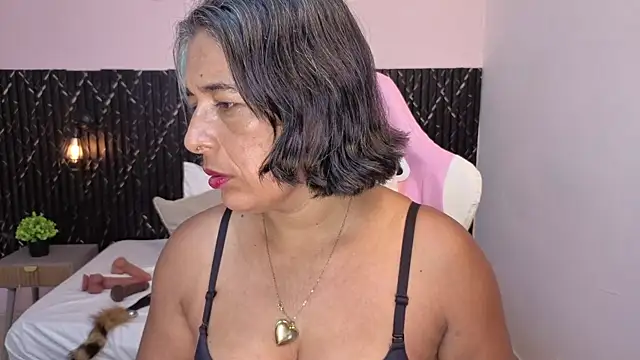 Snapshot of tammy_lynn69 chatting on April 16, 6:30 pm tammy lynn69 online show from April 16, 6:30 pm