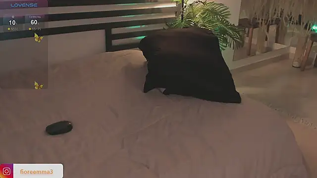 Snapshot of afrodita__25 chatting on January 5, 12:09 am afrodita 25 online show from January 5, 12:09 am