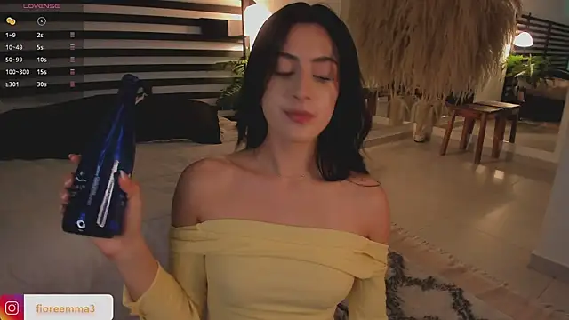 Snapshot of afrodita__25 chatting on February 4, 10:55 pm afrodita 25 online show from February 4, 10:55 pm