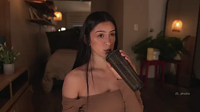 Snapshot of afrodita__25 chatting on September 16, 12:00 am afrodita 25 online show from September 16, 12:00 am