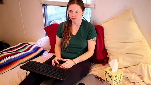 xxpixeyxx online show from November 2, 1:35 pm