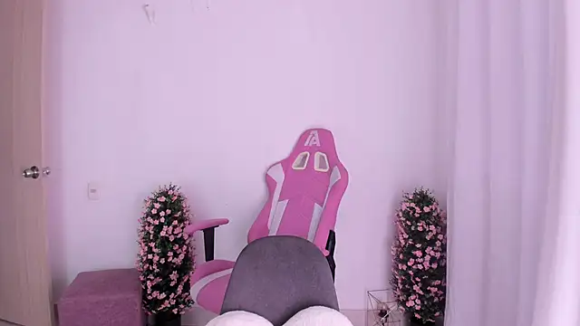 Snapshot of keissy_rincon_ chatting on October 23, 9:13 pm keissy rincon  online show from October 23, 9:13 pm