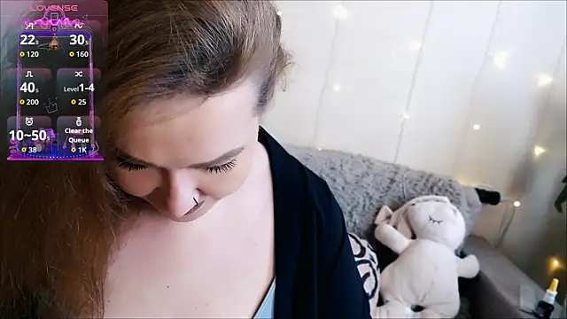 tia meow online show from March 25, 1:28 pm