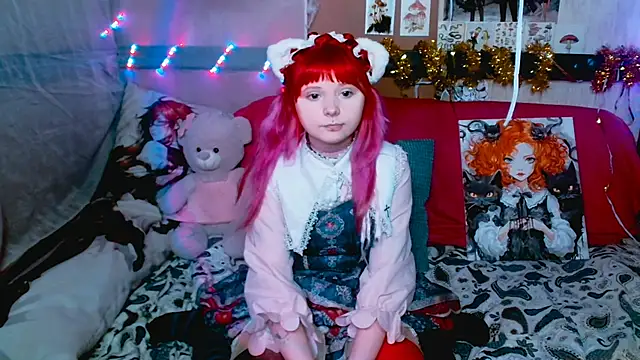 Usagi Blush  online show from December 20, 5:29 pm