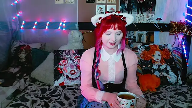 Usagi Blush  online show from January 29, 6:28 pm