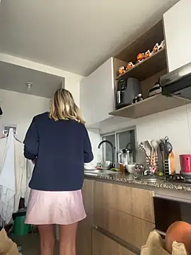 Snapshot of Ameellie chatting on October 19, 6:08 pm Ameellie online show from October 19, 6:08 pm