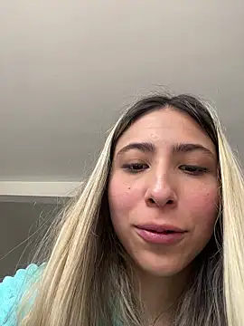 Snapshot of Ameellie chatting on October 25, 4:13 pm Ameellie online show from October 25, 4:13 pm