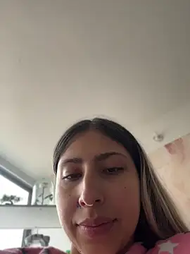 Ameellie online show from May 21, 3:52 pm