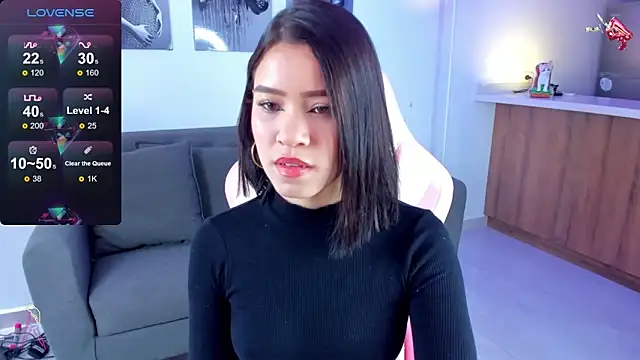 Snapshot of sophia_willians chatting on December 27, 1:39 pm sophia willians online show from December 27, 1:39 pm