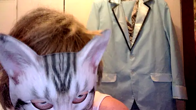 Snapshot of Sigorius chatting on January 4, 6:19 am Sigorius online show from January 4, 6:19 am