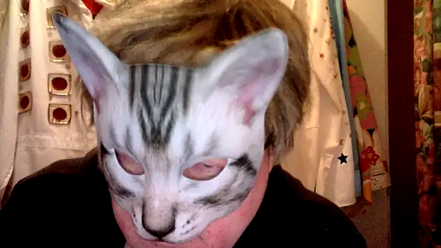 Snapshot of Sigorius chatting on January 5, 9:47 pm Sigorius online show from January 5, 9:47 pm