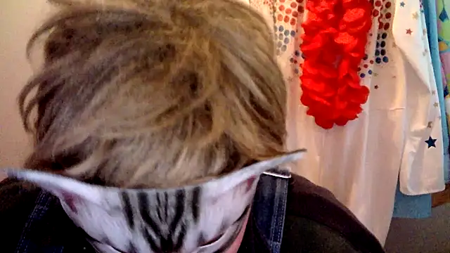 Snapshot of Sigorius chatting on January 8, 2:14 pm Sigorius online show from January 8, 2:14 pm