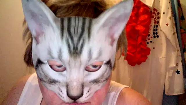 Snapshot of Sigorius chatting on January 18, 10:06 pm Sigorius online show from January 18, 10:06 pm