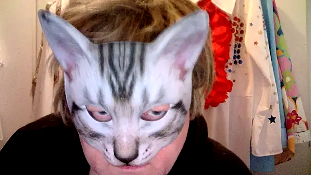 Snapshot of Sigorius chatting on January 26, 1:04 pm Sigorius online show from January 26, 1:04 pm