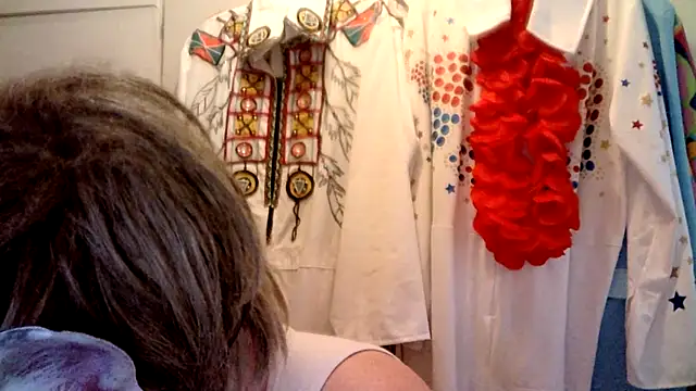 Snapshot of Sigorius chatting on February 22, 8:40 am Sigorius online show from February 22, 8:40 am